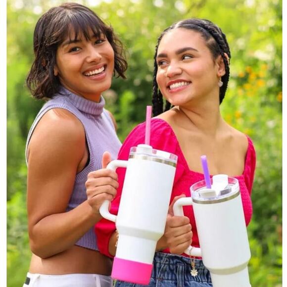 NEW CharCharms 40 oz. Colorful Tumbler Straws & Rainbow Charm Accessory Bundle - Picture 4 of 7